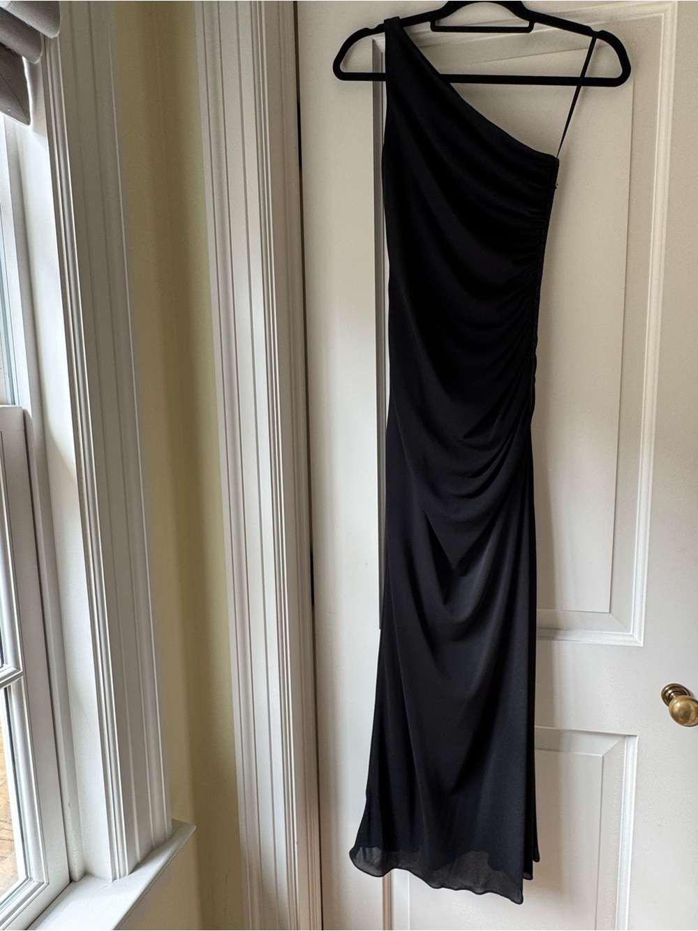 Laundry by Shelli Segal black evening gown